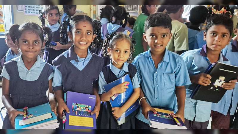 Samsung R&D Institute India-Bangalore’s Notebook Initiative Benefits Over 2 Lakh Students Across Karnataka