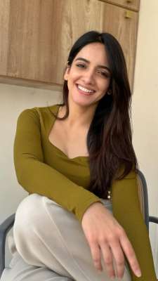 ‘Jagadhatri’ Actress Sonakshi Batra Receives Heartwarming Fan Surprise Ahead of On-Screen Wedding
